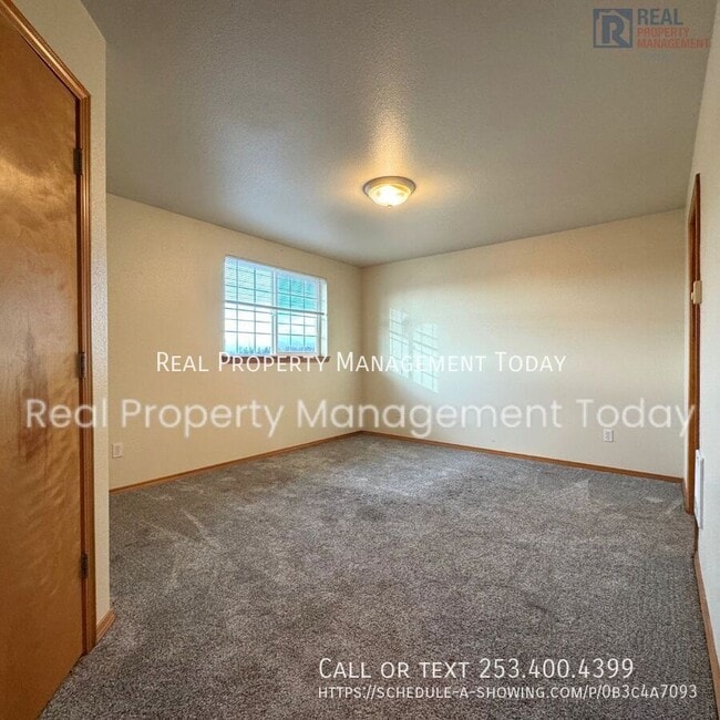 Building Photo - 3507 S 43rd St