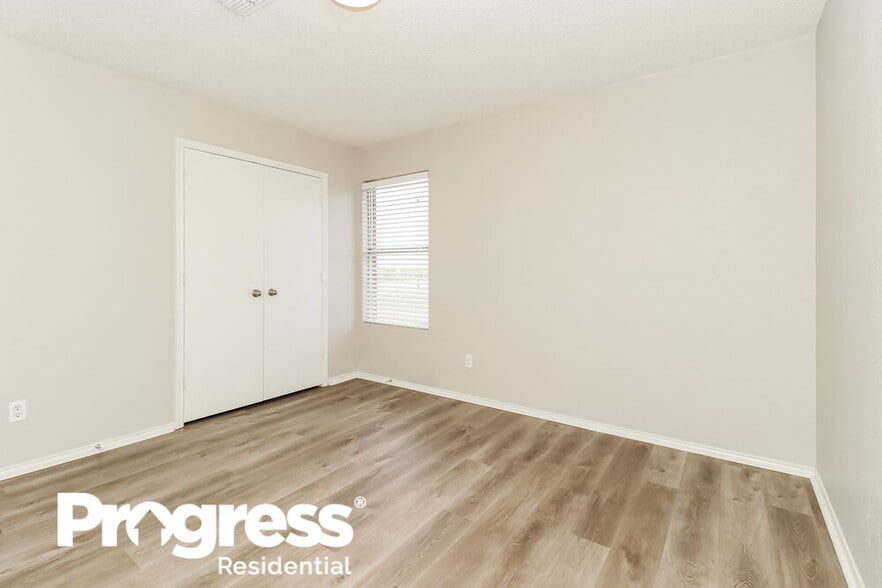 Building Photo - 6151 De Lollis Dr