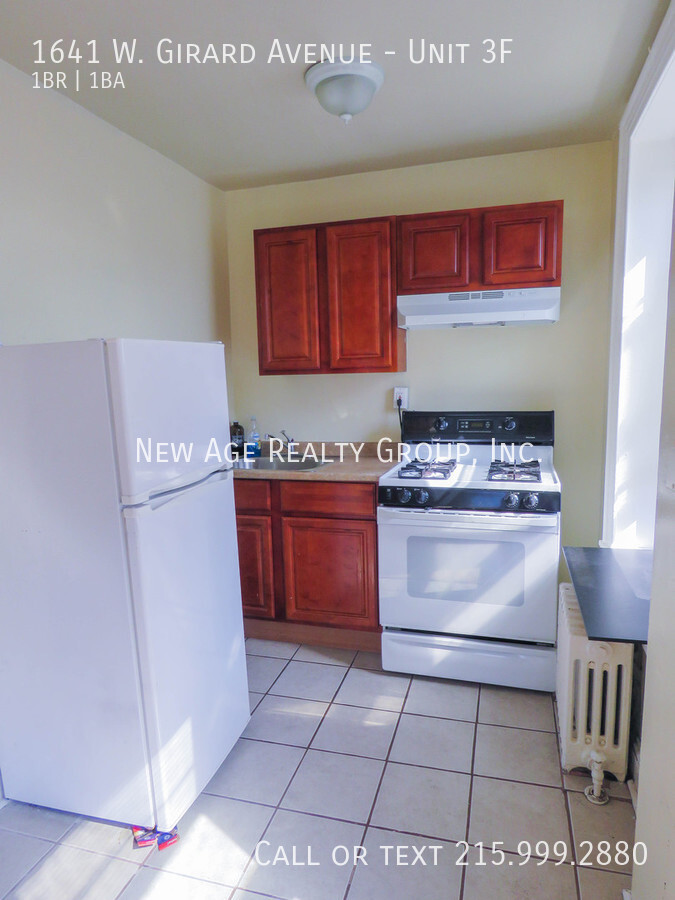 Building Photo - 1641 W Girard Ave
