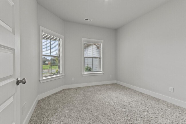 Building Photo - Discover this beautiful new townhome in th...
