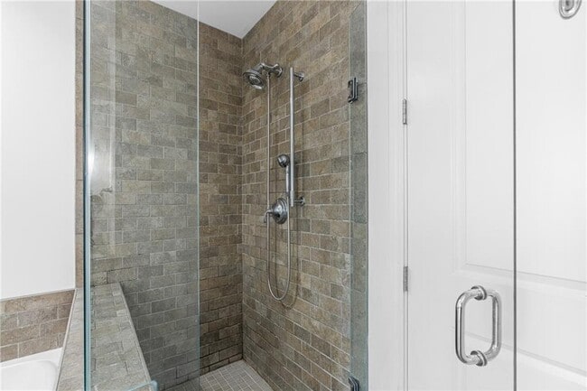 Building Photo - 270 17th St NW