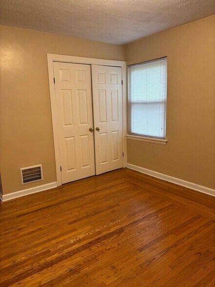 Building Photo - 3512 Rawson Pl