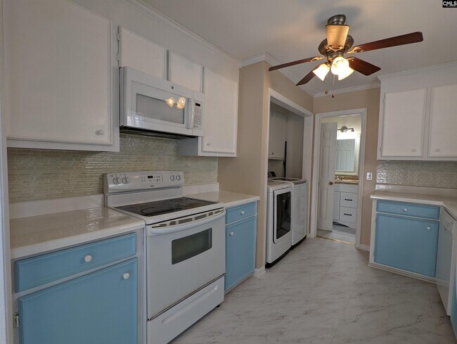 Building Photo - 2713 Prince Charles Ct