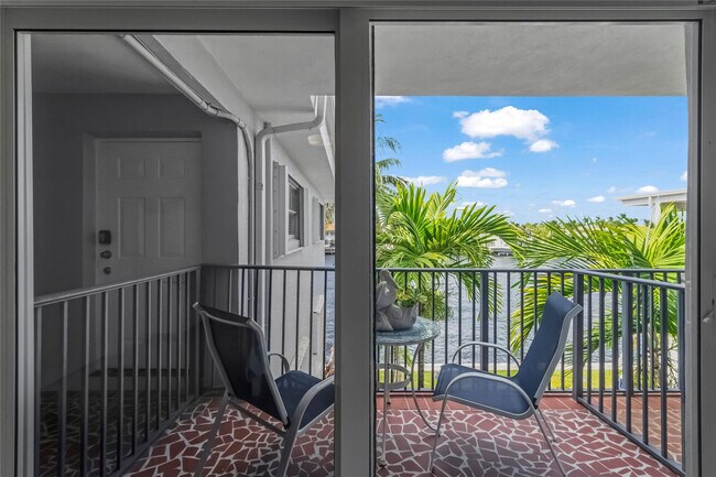 Building Photo - 2600 S Ocean Dr