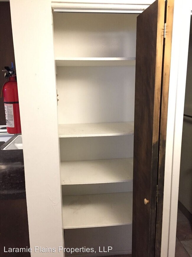 Building Photo - 815 E Ivinson Ave