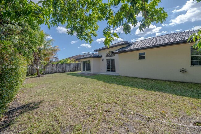 Building Photo - 15461 SW 170th Terrace