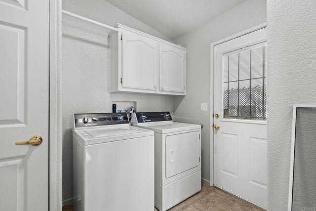 Building Photo - 8975 Lawrence Welk Dr