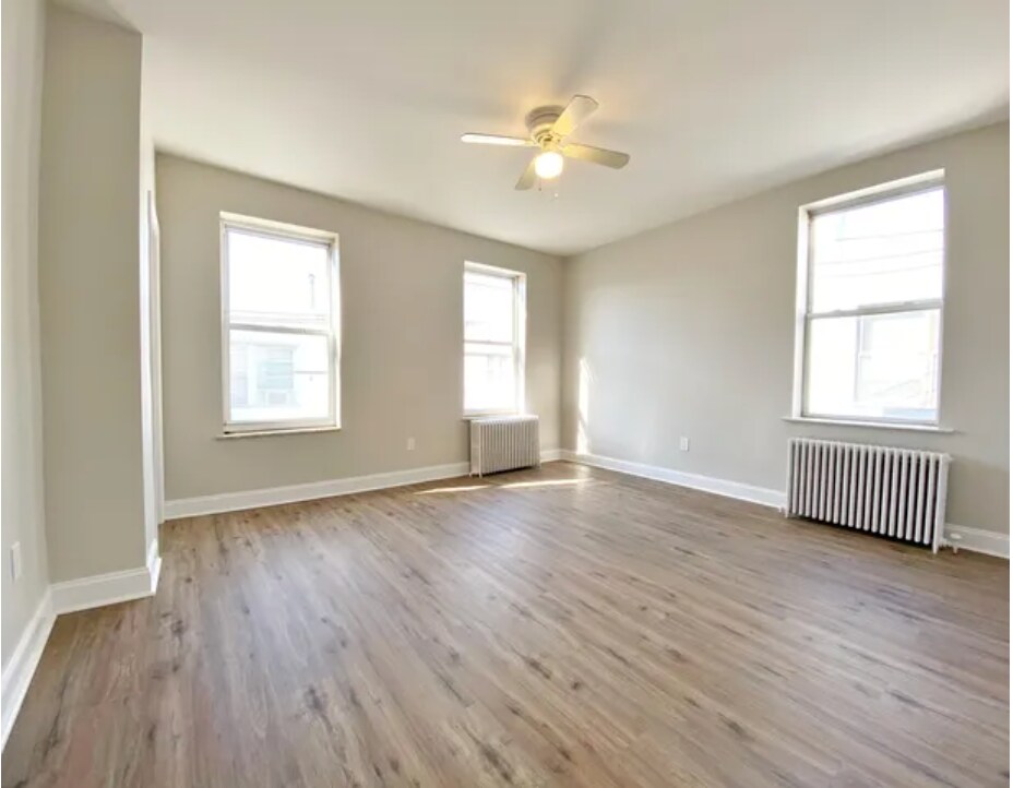 Building Photo - 2308 S 15th St