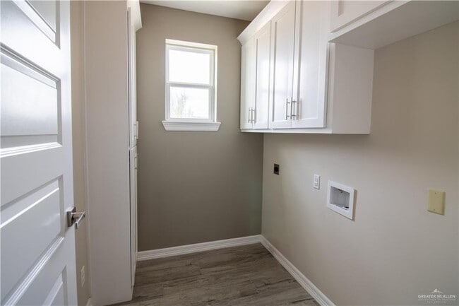 Building Photo - 23 N Crown Point