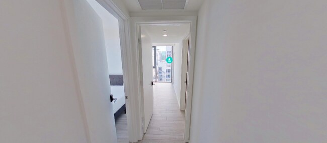 Building Photo - 330 NE 4th St