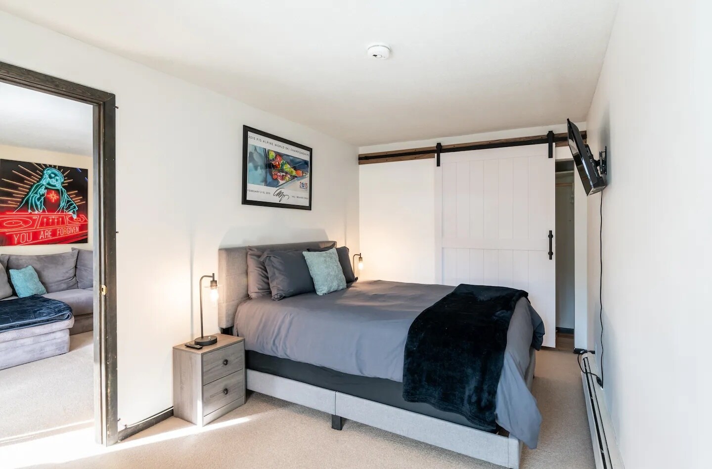 Building Photo - 1040 Vail View Dr