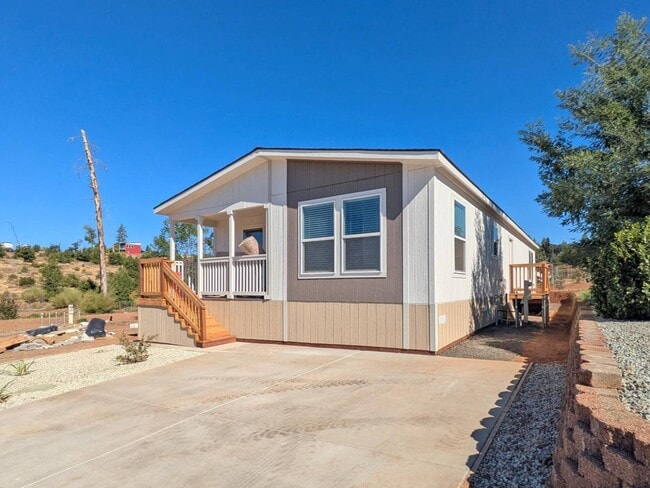 Building Photo - 5427 Edgewood Ln
