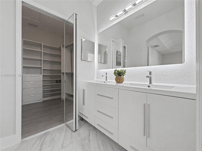 Building Photo - 7876 NW 109th Path