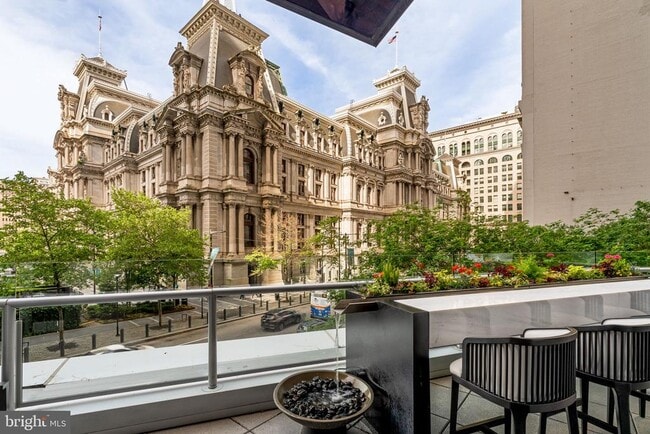 Building Photo - 1414 S Penn Square