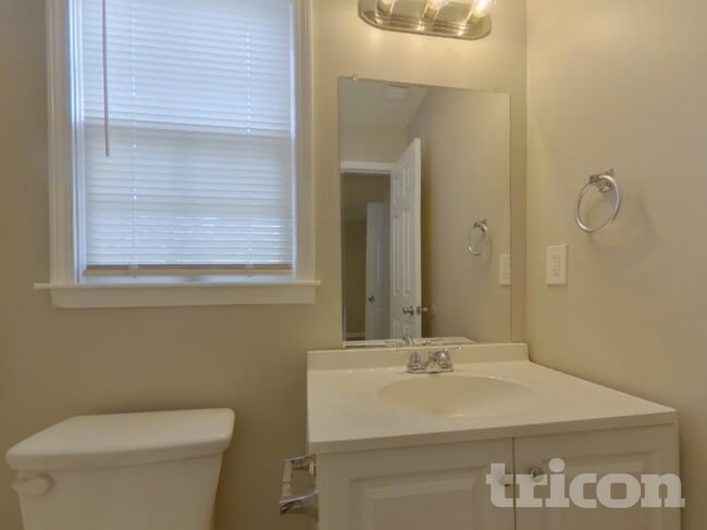 Building Photo - 1509 Sugarplum Pl SW