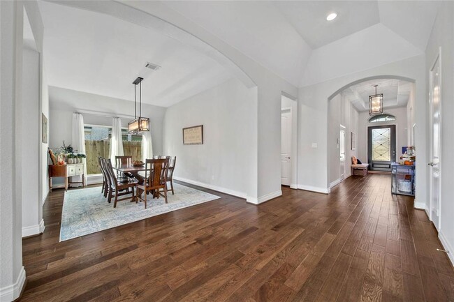 Building Photo - 4615 Primrose Valley Ln