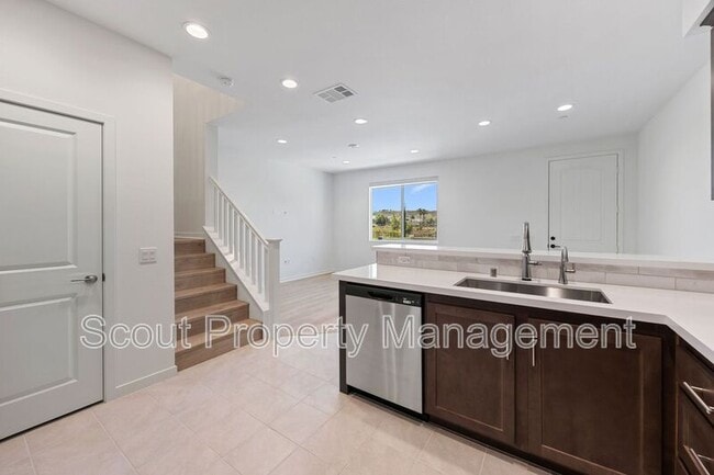 Building Photo - 39529 Tannat Dr