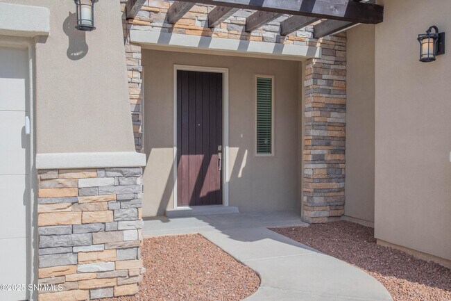 Building Photo - 3883 Heartland Lp