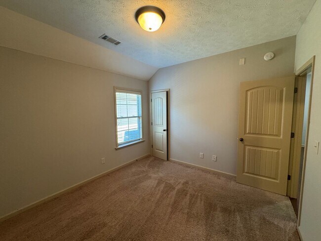 Building Photo - Pike Road Home