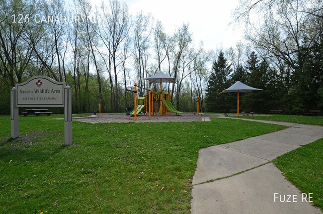 Building Photo - 126 Canabury Ct