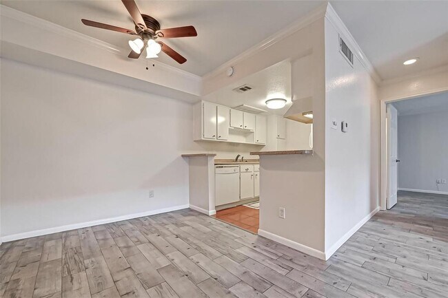 Building Photo - 2250 Bering Dr