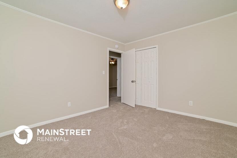 Building Photo - 7833 Brownvue Rd