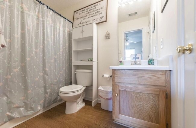 Building Photo - 233 Katelyn Cir