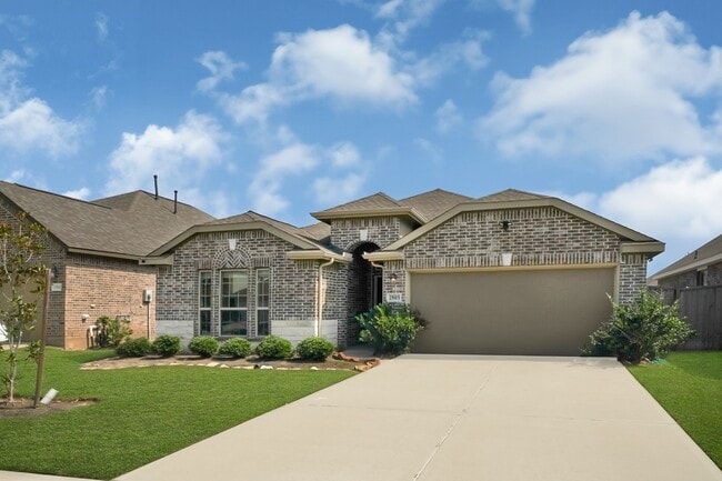 Building Photo - 25915 Aura Lake Ln