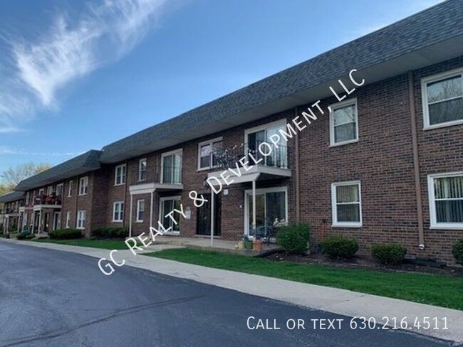 Primary Photo - ***GENEVA LOCATION / 2BDRM - 1BTH / LAUNDR...