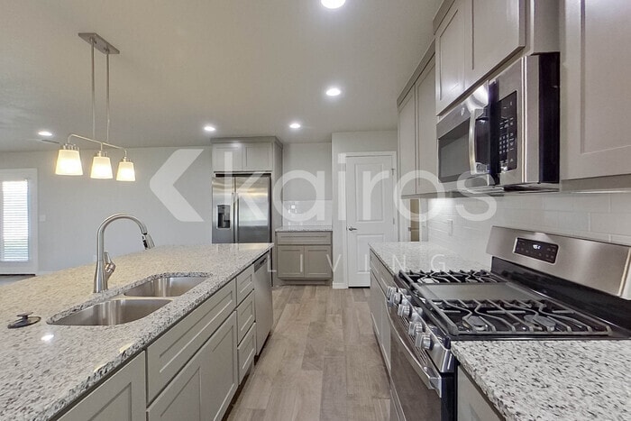 Building Photo - 2803 Bismarck Ave