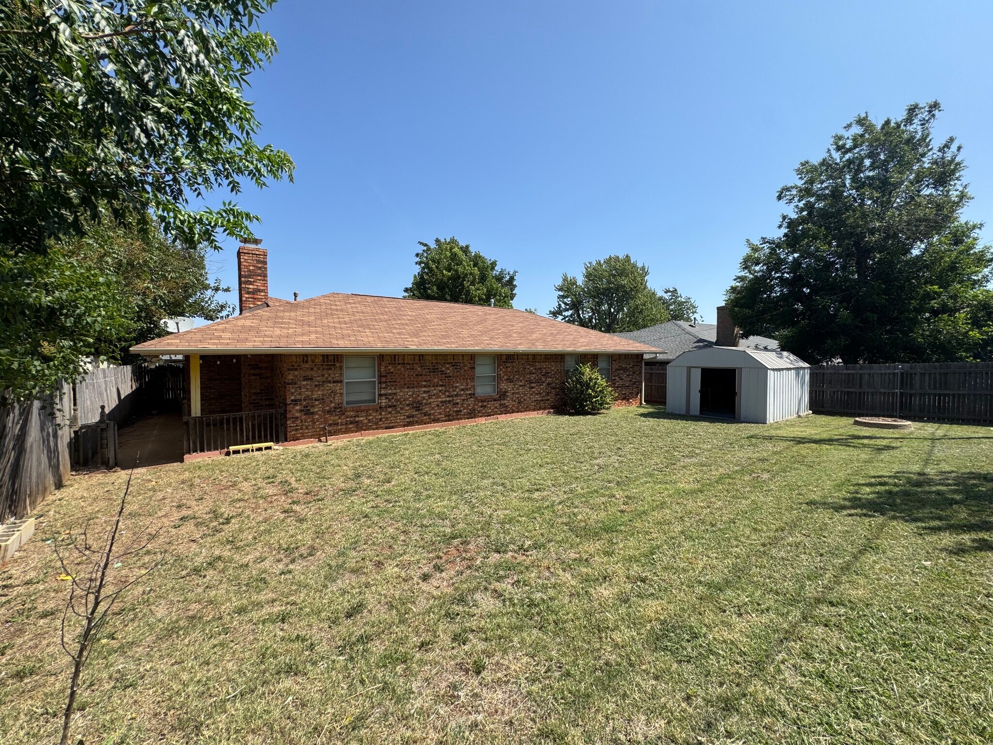 Building Photo - 8636 NW 86th St