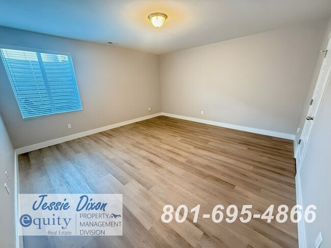 Building Photo - 1369 Carriage Chase Dr