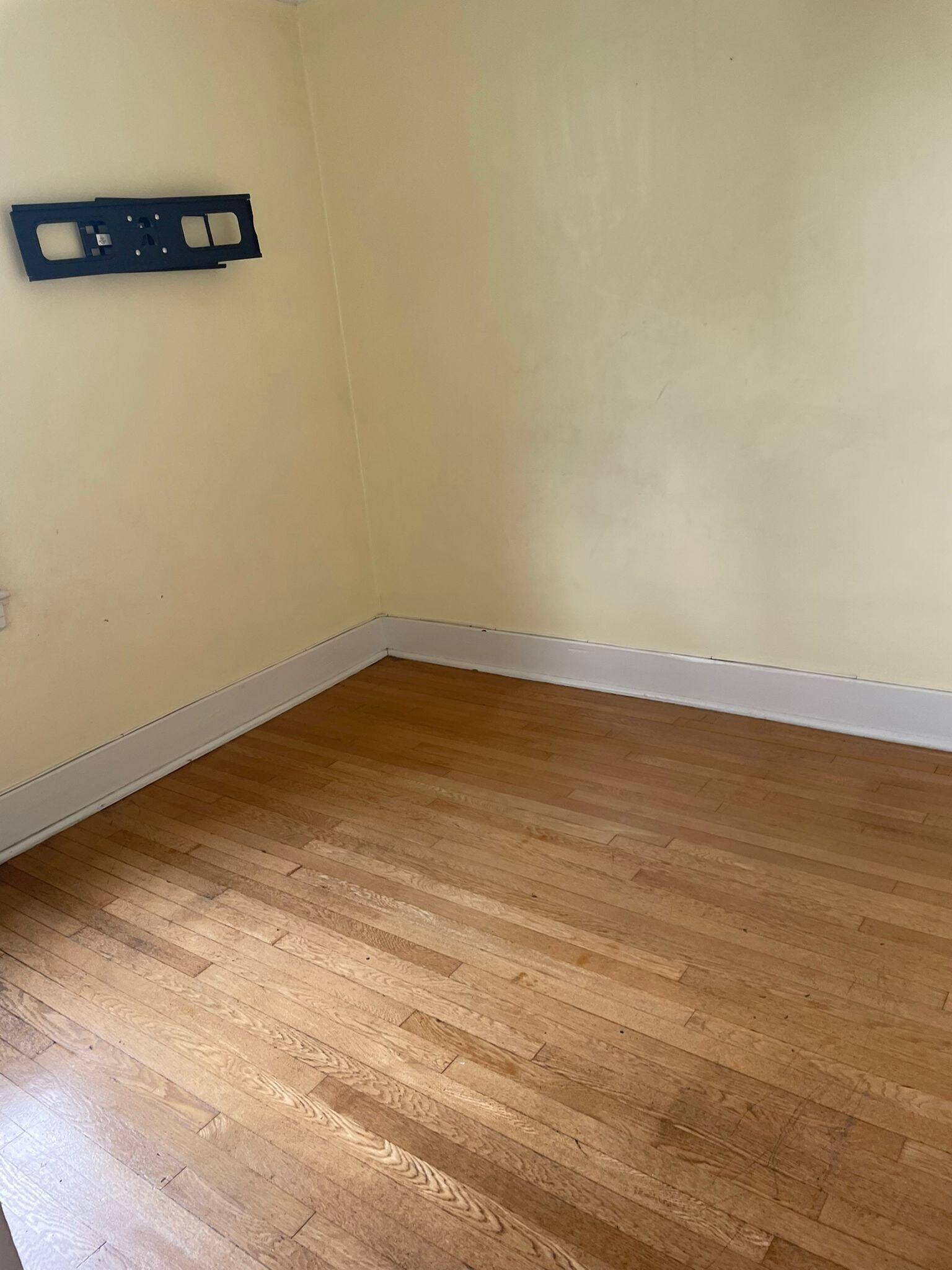 Building Photo - 579 Liberty Ave