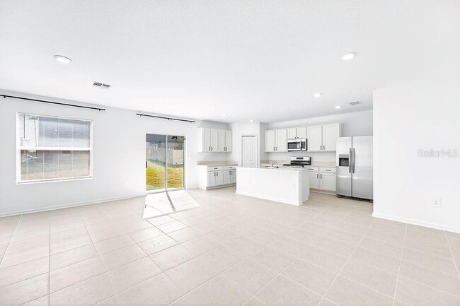 Building Photo - 2162 Marksman Rd