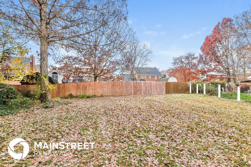 Building Photo - 9 Oliver Ct