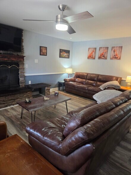 Building Photo - 1748 Paulas Huskey Cir