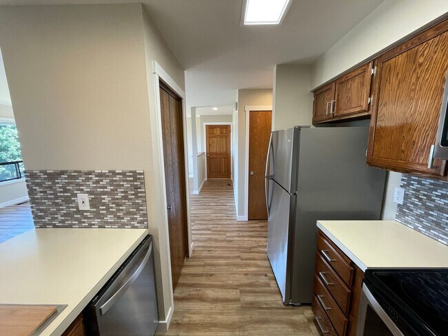 Building Photo - 4210 Blue Heron Ct