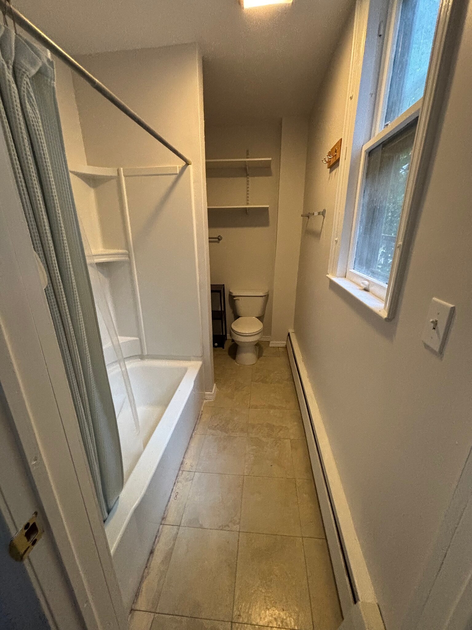 1st Floor Full Bathroom - 101 Bristol St