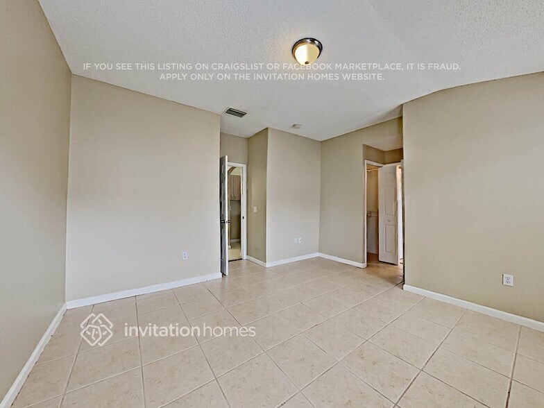 Building Photo - 956 Bridle Ln
