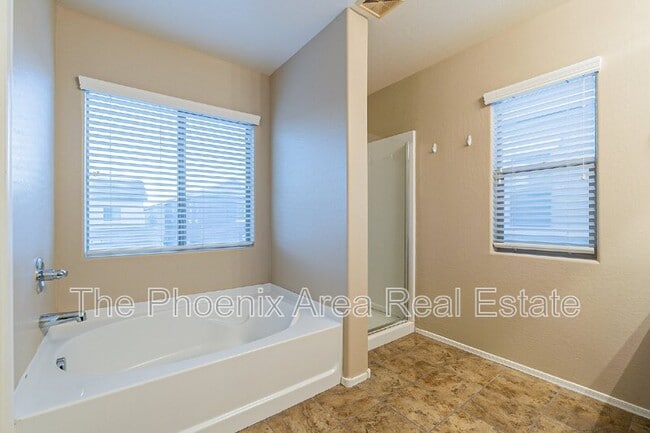 Building Photo - 488 N Citrus Ln