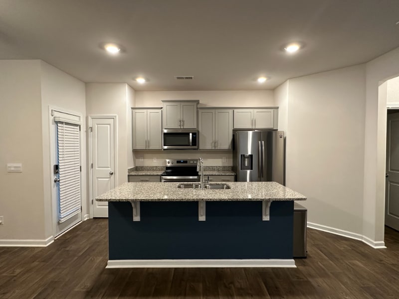 Building Photo - 1422 Bella Grace Ct