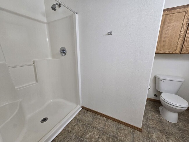 Building Photo - 324 Maylea Pl