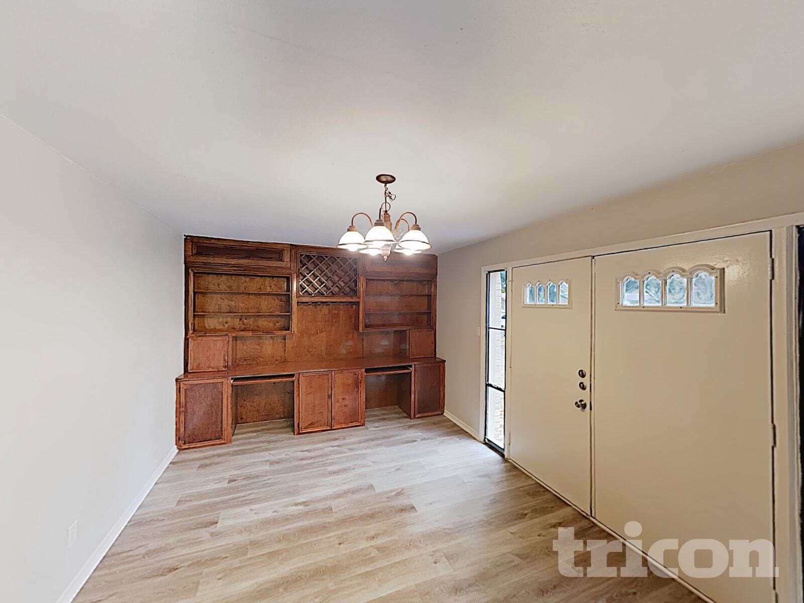 Building Photo - 4114 Hartford Dr