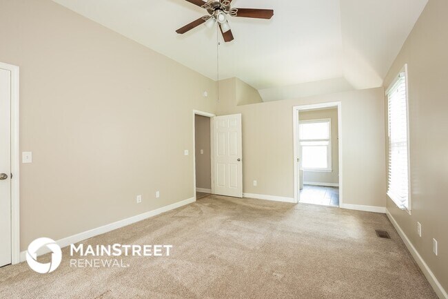 Building Photo - 2208 S Ashford Ct