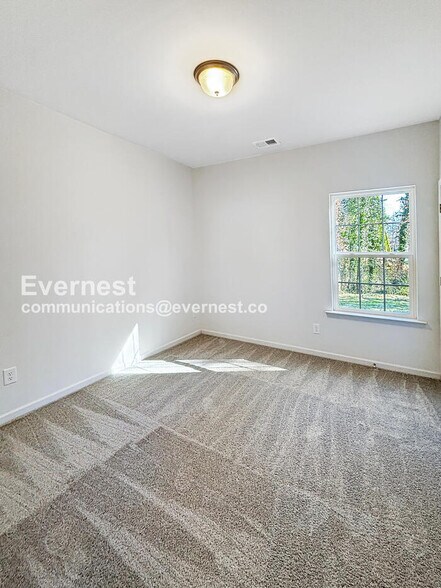 Building Photo - 10820 Mt Holly Rd