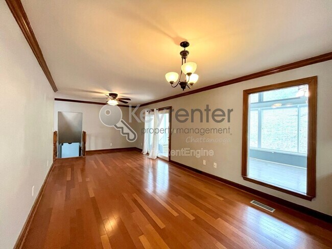Building Photo - 4704 Privateer Rd