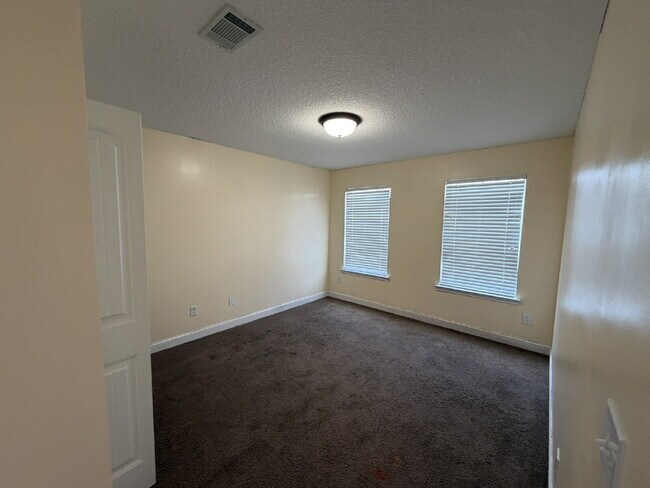 Building Photo - Home for Rent