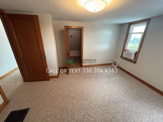 Building Photo - 2769 Carlisle Ct