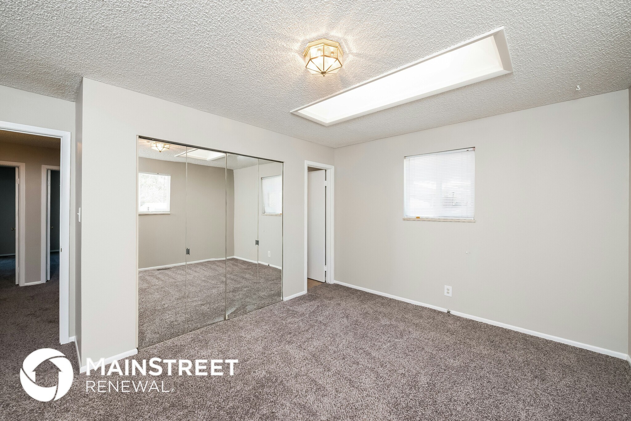 Building Photo - 10708 Varese Ln