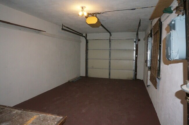 Building Photo - 28 Belmont Dr